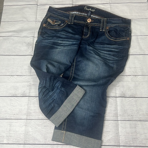 Capris - Picture 2 of 2